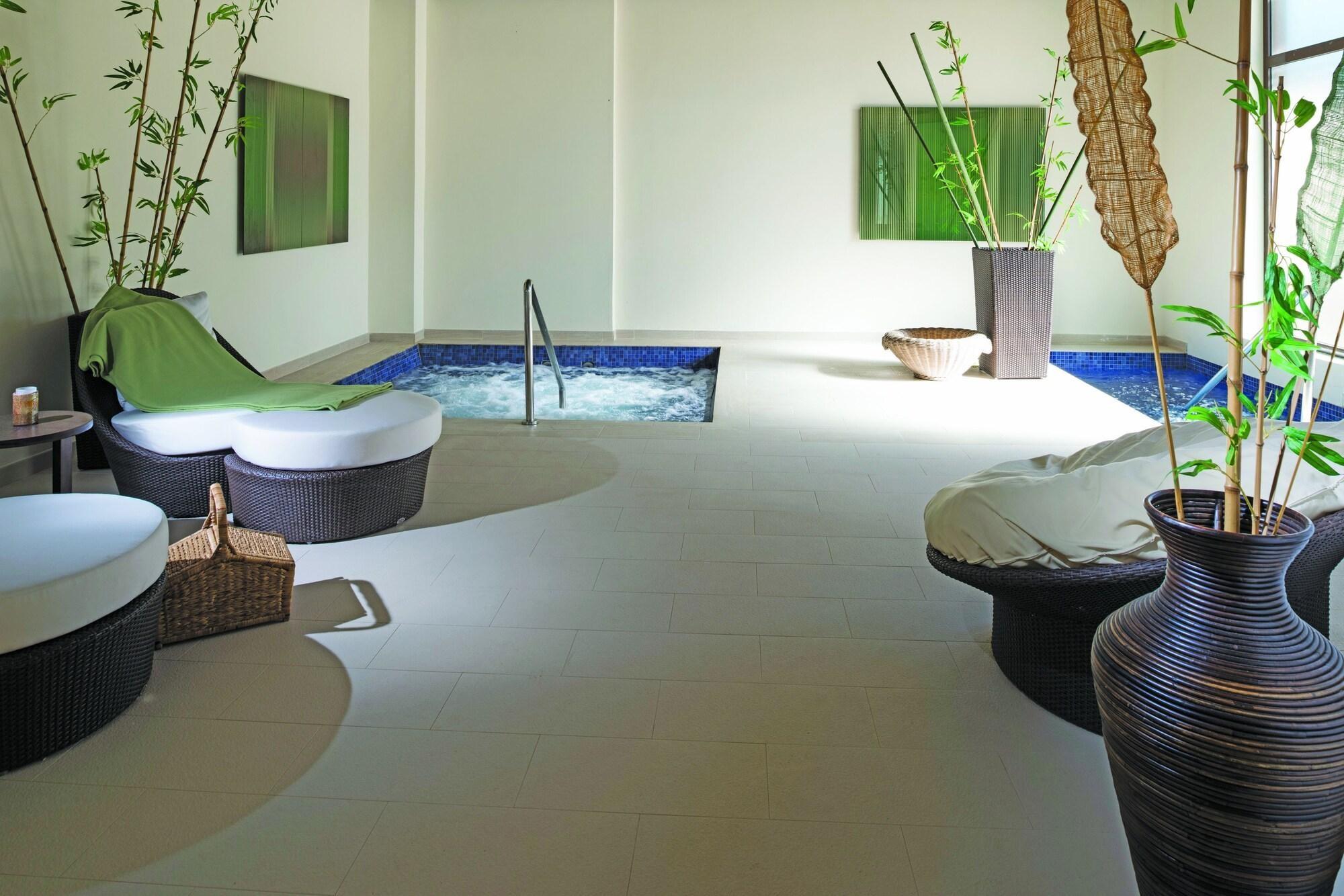 Royalton Punta Cana, An Autograph Collection All-Inclusive Resort & Casino ババロ エクステリア 写真