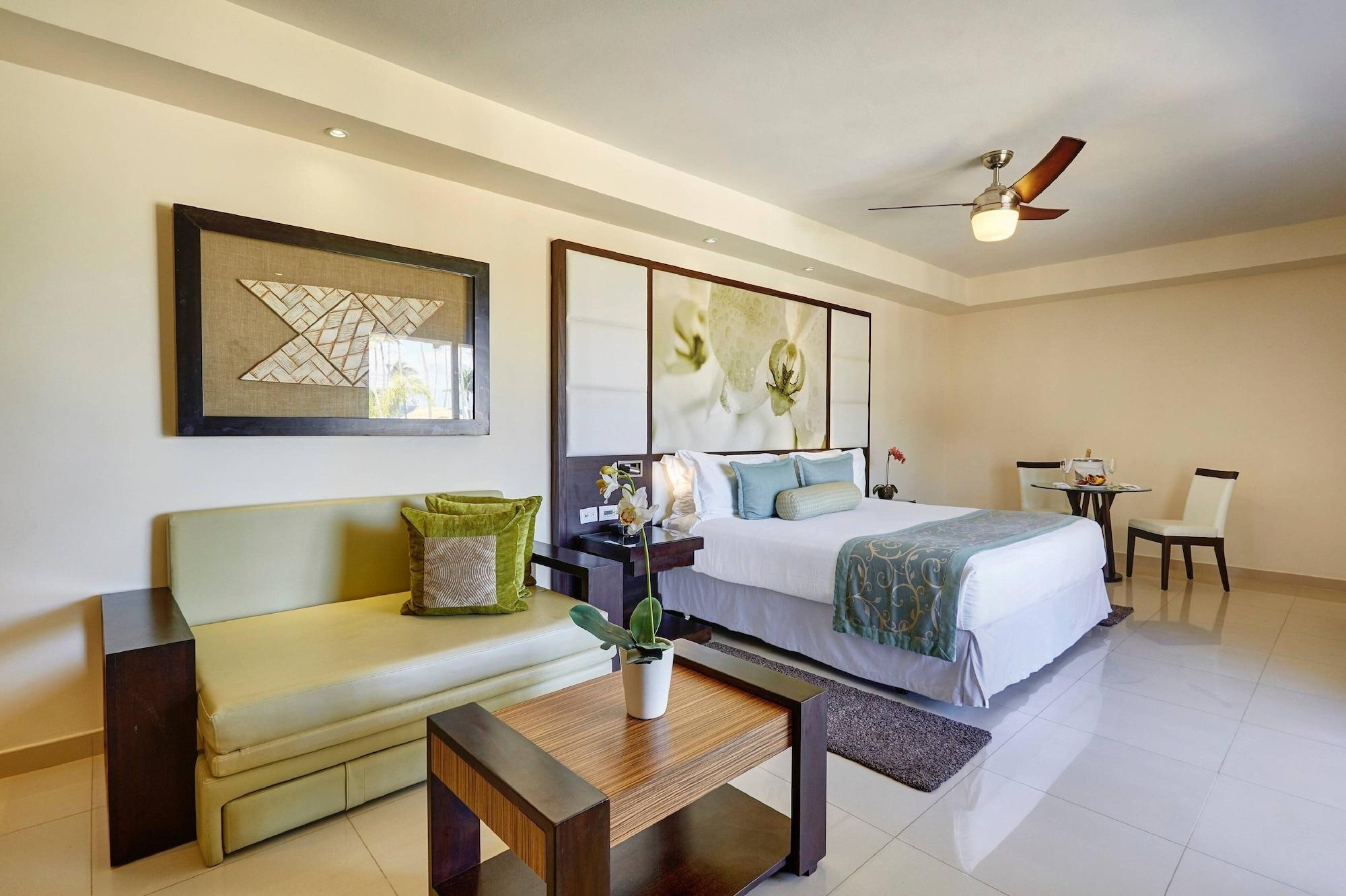 Royalton Punta Cana, An Autograph Collection All-Inclusive Resort & Casino ババロ エクステリア 写真